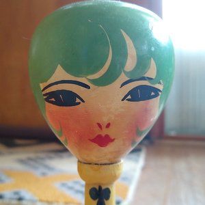 Flapper Hat Stand
